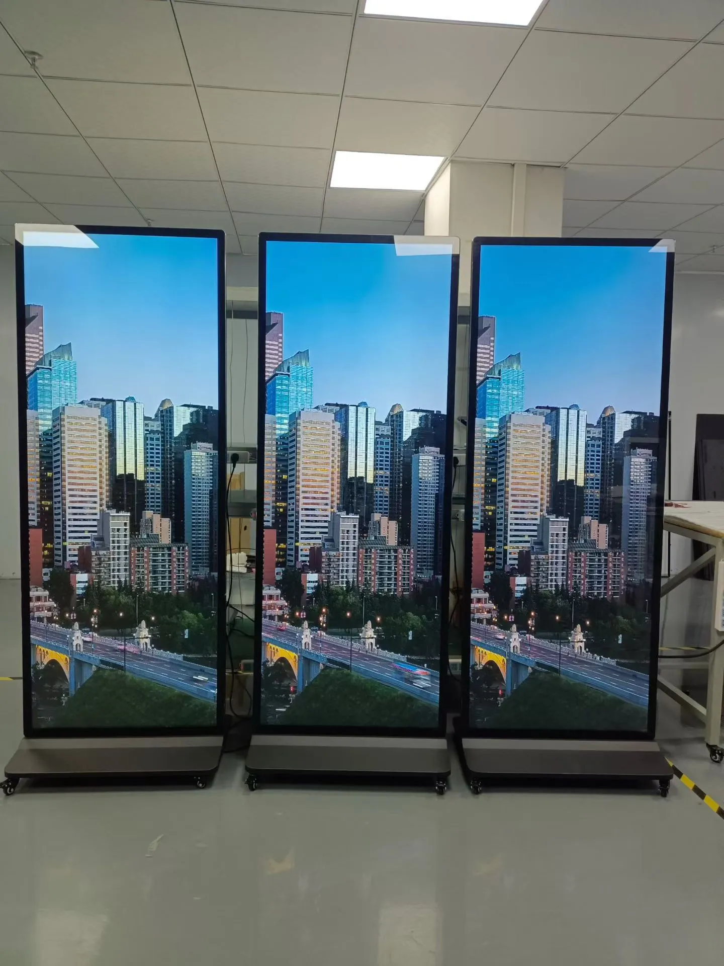Zhongyu Custom LCD Displays: D